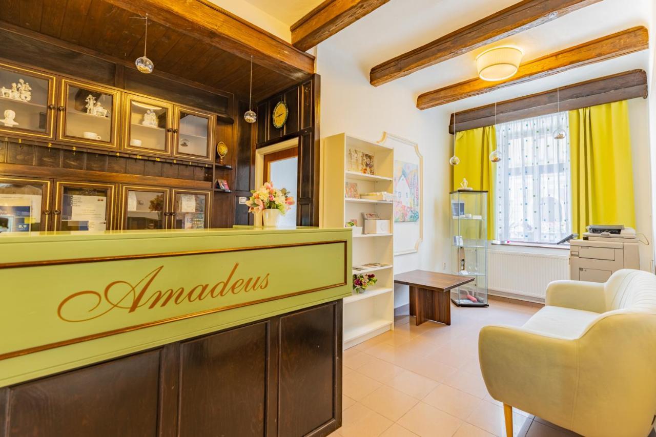 Hotel Amadeus 체스케부데요비체 외부 사진